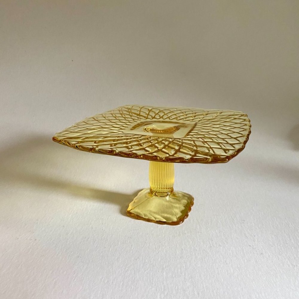 Vintage LE Smith Yellow Depression Glass Pedestal Cake Stand | Rare | 9.5" - Picture 5 of 14